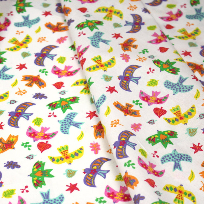 Tissu cotonnade blanc aux oiseaux multicolores - OEKO - TEX STANDARD 100 - TissusPapi.com