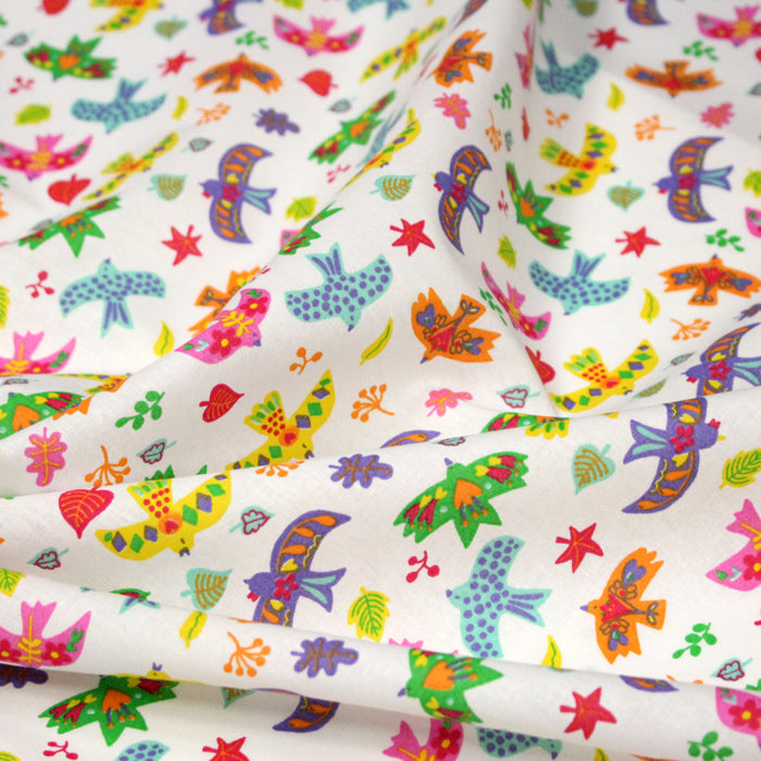 Tissu cotonnade blanc aux oiseaux multicolores - OEKO - TEX STANDARD 100 - TissusPapi.com