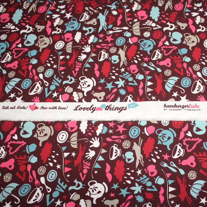 Tissu cotonnade – LOVE LOVE KITCHEN – cuisine illustrée, tons rose fuchsia & bleus - TissusPapi.com