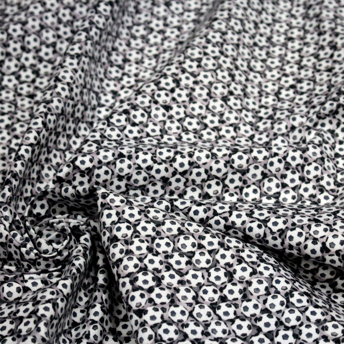 Tissu cotonnade enfant – Les ballons de foot - TissusPapi.com