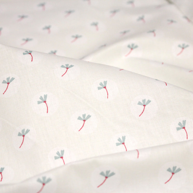 Tissu cotonnade enfant, fines fleurs roses et vertes - OEKO - TEX STANDARD 100 - TissusPapi.com