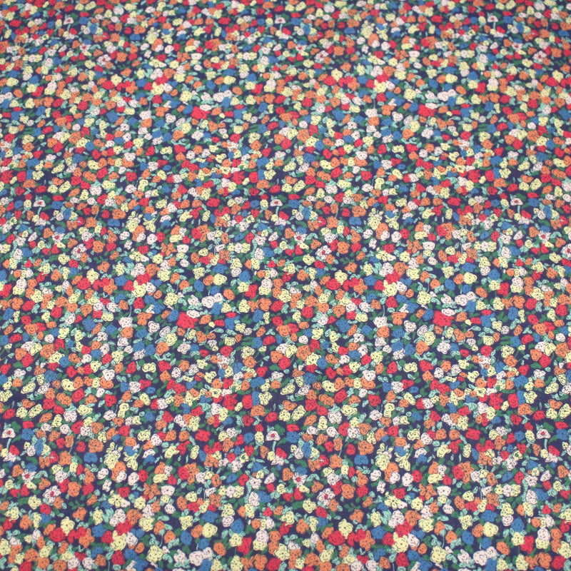 Tissu cotonnade fleurie ZELIE, fines fleurs & fond bleu ou blanc - OEKO - TEX - TissusPapi.com