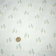 Tissu cotonnade enfant, les cyprès, fond vert pâle - OEKO - TEX STANDARD 100 - TissusPapi.com