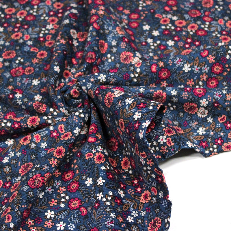 Tissu velours milleraies imprimé fleuri bleu Prusse aux fines fleurs corail, byzantin, blanches - STANDARD 100 OEKO-TEX - TissusPapi.com