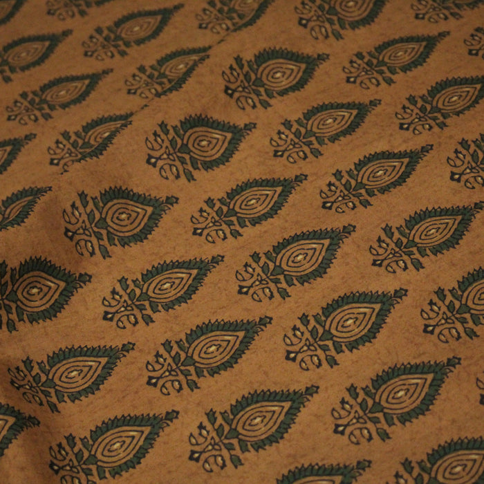 Tissu coton fin imprimé INDIENNES, ocre et motif Kalahari paisley vert - STANDARD 100 OEKO-TEX
