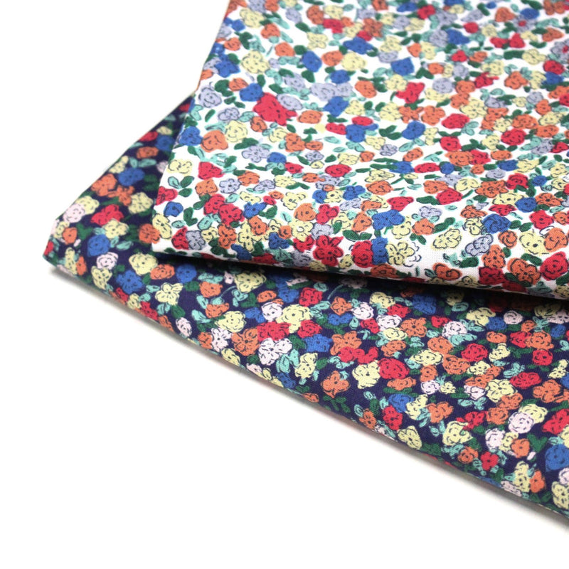 Tissu cotonnade fleurie ZELIE, fines fleurs & fond bleu ou blanc - OEKO - TEX - TissusPapi.com