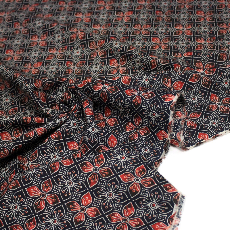 Tissu coton fin imprimé INDIENNES, noir aux motifs floraux géométriques - STANDARD 100 OEKO - TEX - TissusPapi.com