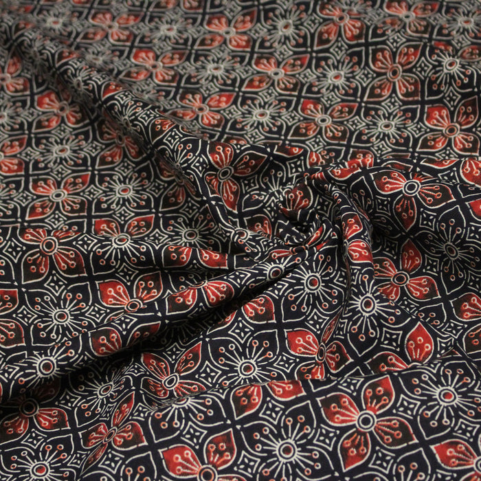 Tissu coton fin imprimé INDIENNES, noir aux motifs floraux géométriques - STANDARD 100 OEKO-TEX