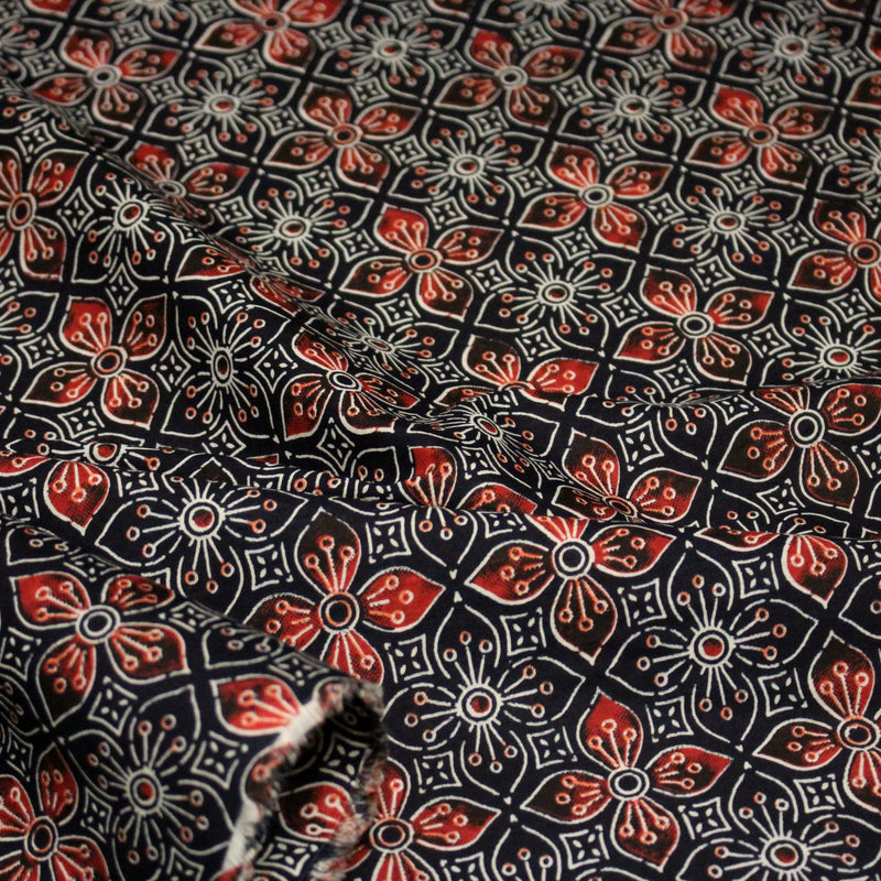Tissu coton fin imprimé INDIENNES, noir aux motifs floraux géométriques - STANDARD 100 OEKO - TEX - TissusPapi.com