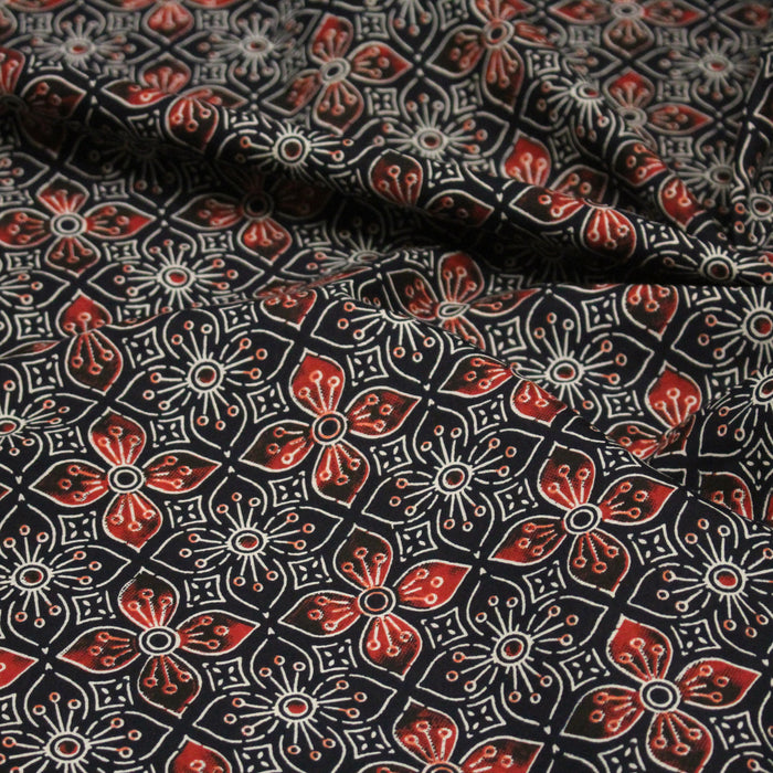 Tissu coton fin imprimé INDIENNES, noir aux motifs floraux géométriques - STANDARD 100 OEKO-TEX