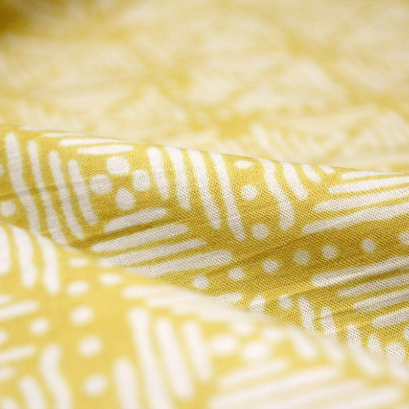 Tissu coton fin imprimé INDIENNES, jaune & motif Shibori géométrique écru - STANDARD 100 OEKO - TEX - TissusPapi.com