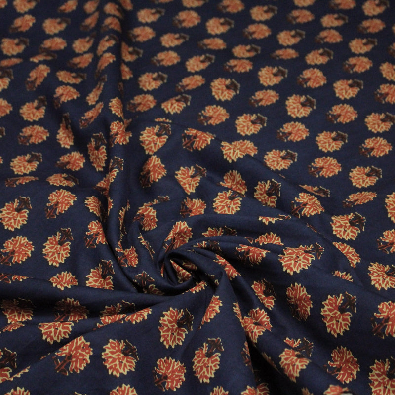 Tissu coton fin imprimé INDIENNES, bleu aux motifs floraux BOOTA rouges - STANDARD 100 OEKO - TEX - TissusPapi.com