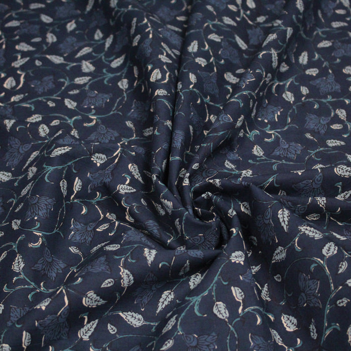 Tissu coton fin imprimé INDIENNES, bleu marine aux fleurs bleues - STANDARD 100 OEKO-TEX