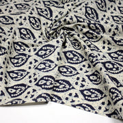 Tissu coton fin imprimé INDIENNES, motifs floraux BOOTA écrus & bleus - STANDARD 100 OEKO - TEX - TissusPapi.com