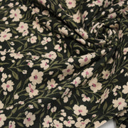 Tissu velours milleraies imprimé vert anglais aux fleurs écrues & fines feuilles - STANDARD 100 OEKO-TEX - TissusPapi.com
