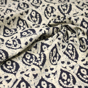Tissu coton fin imprimé INDIENNES, motifs floraux BOOTA écrus & bleus - STANDARD 100 OEKO - TEX - TissusPapi.com