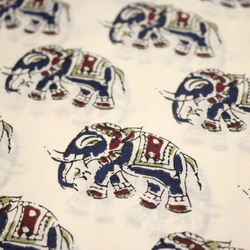 Tissu coton fin imprimé INDIENNES, écru aux éléphants - STANDARD 100 OEKO - TEX - TissusPapi.com