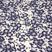 Tissu cotonnade motif japonais HANA aux fleurs de cerisier : écru/bleu et bleu/écru - TissusPapi.com