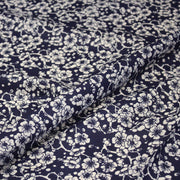 Tissu cotonnade motif japonais HANA aux fleurs de cerisier : écru/bleu et bleu/écru - TissusPapi.com