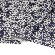 Tissu cotonnade motif japonais HANA aux fleurs de cerisier : écru/bleu et bleu/écru - TissusPapi.com