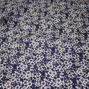 Tissu cotonnade motif japonais HANA aux fleurs de cerisier : écru/bleu et bleu/écru - TissusPapi.com
