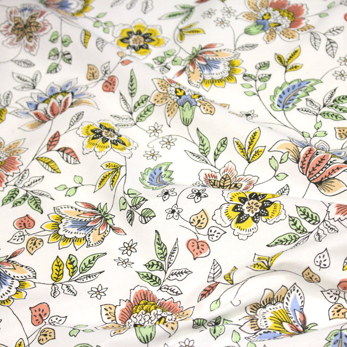 Tissu coton KALAMKARI aux fleurs indiennes multicolores sur fond blanc