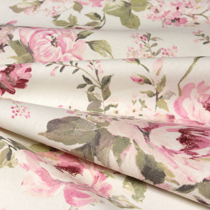 Tissu motif britannique aux grandes fleurs roses, fond écru - COLLECTION BRIGHTON