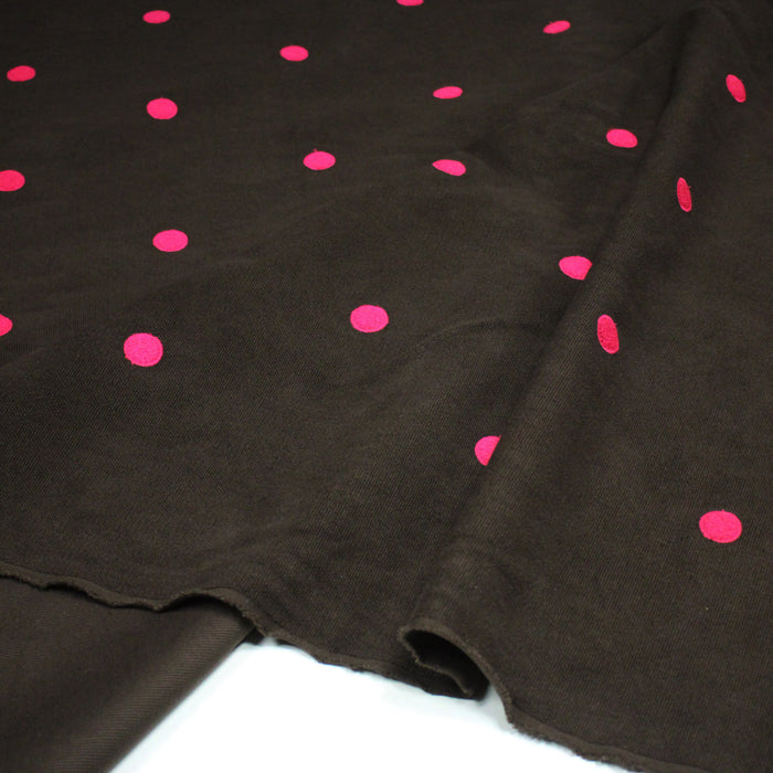 Tissu velours côtelés marron chocolat aux pois roses, fabrication française