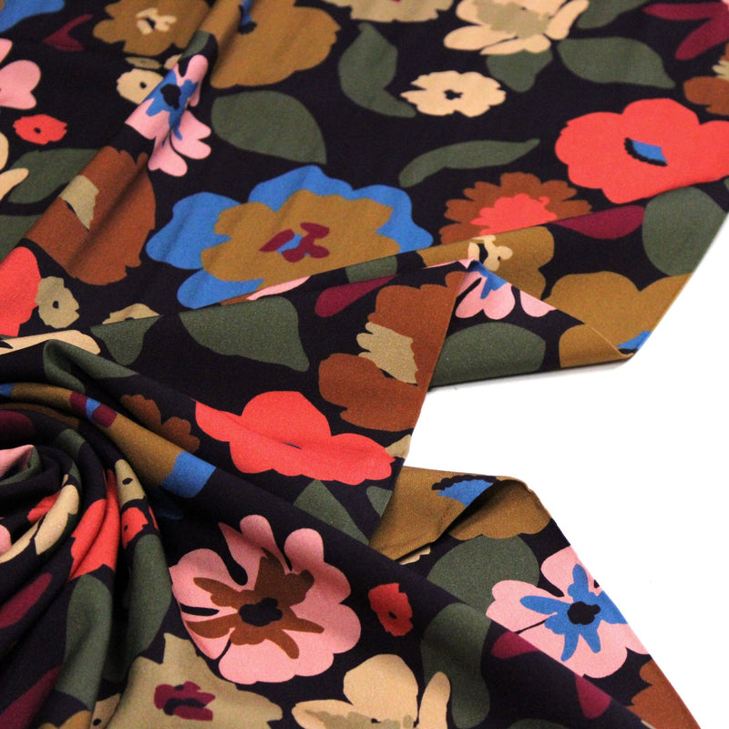Tissu Viscose fluide fleurs graphiques rétro multicolores, fond noir – STANDARD 100 OEKO-TEX - TissusPapi.com
