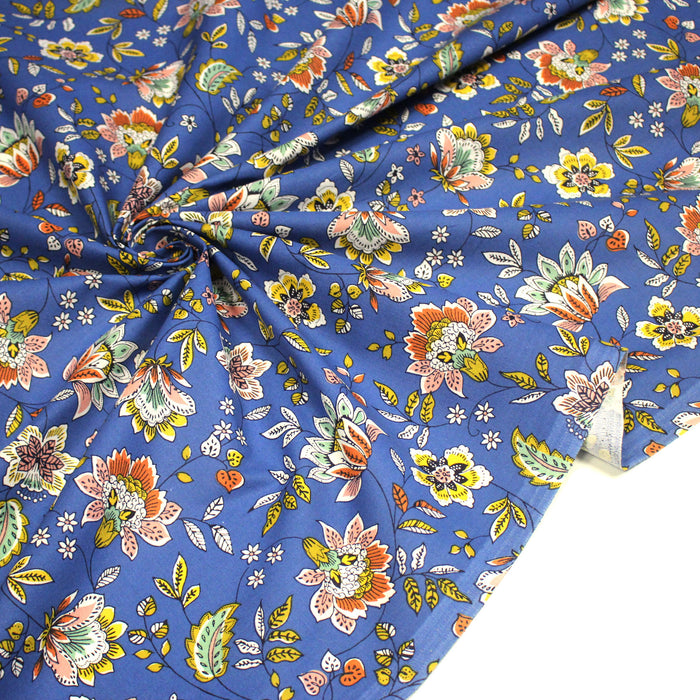 Tissu coton KALAMKARI aux fleurs indiennes multicolores sur fond bleu France