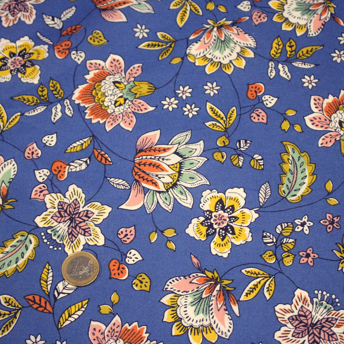 Tissu coton KALAMKARI aux fleurs indiennes multicolores sur fond bleu France