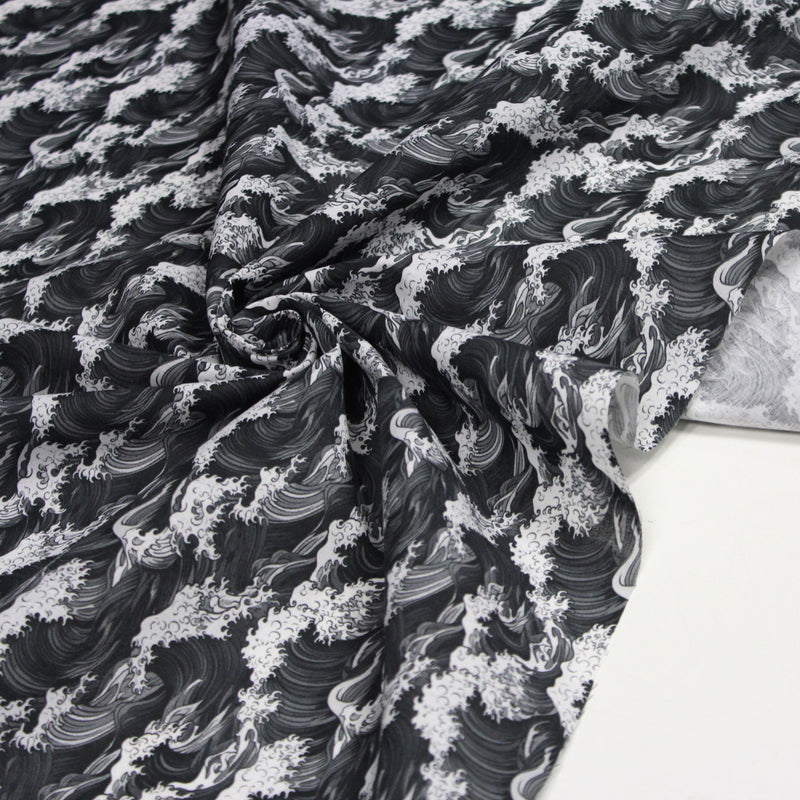 Tissu cotonnade motif japonais de la vague Kanagawa d’Hokusai, tons noirs & blancs - OEKO - TEX - TissusPapi.com