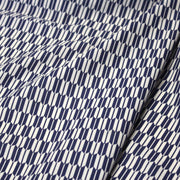 Tissu cotonnade motif japonais YAGASURI, flèches bleues & écrues - TissusPapi.com