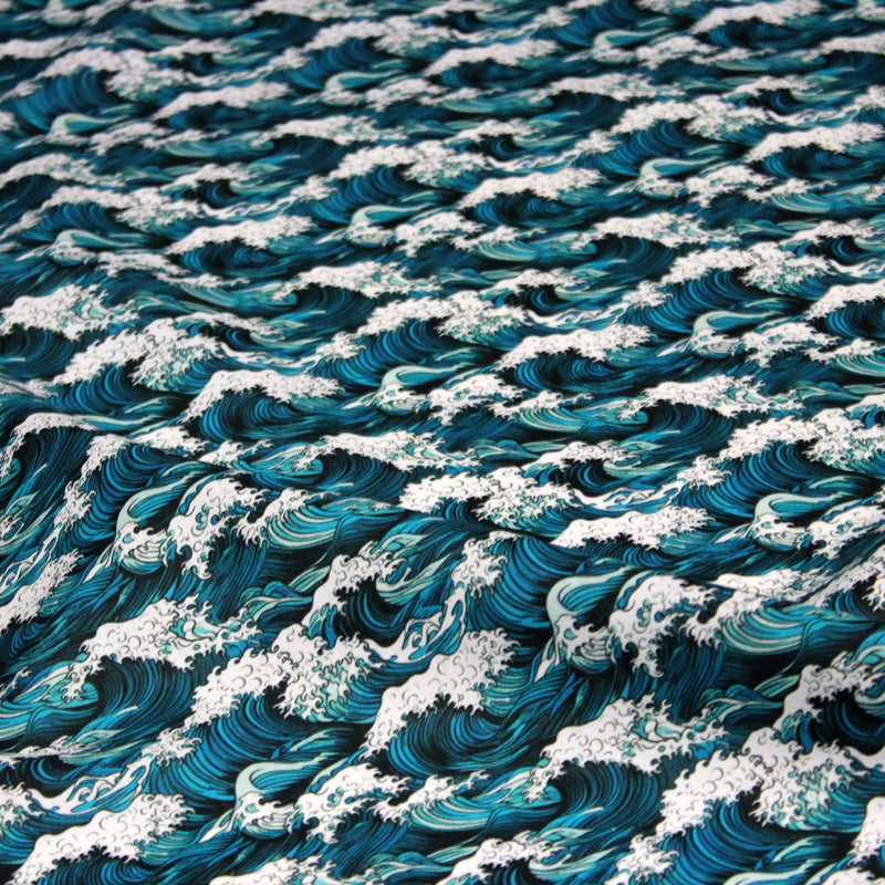 Tissu cotonnade motif japonais de la vague Kanagawa d’Hokusai, tons vert canard & blancs - OEKO - TEX - TissusPapi.com