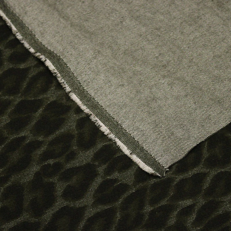 Tissu DENIM brut coton, imprimé motif léopard : trois couleurs dispo : noir / vert kaki / chocolat