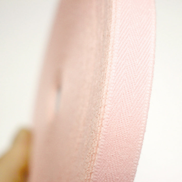 Ruban sergé de coton rose chair 15mm - Galette de 50 mètres - Fabrication française - TissusPapi.com