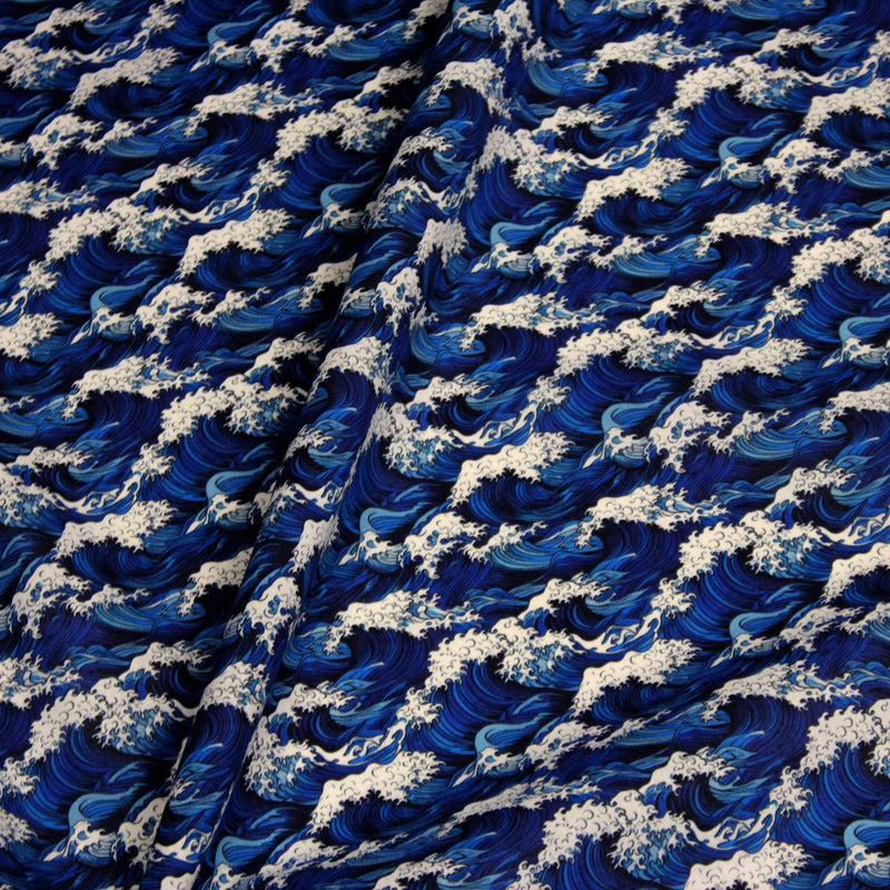 Tissu cotonnade motif japonais de la vague Kanagawa d’Hokusai, tons bleus & blancs - OEKO - TEX - TissusPapi.com