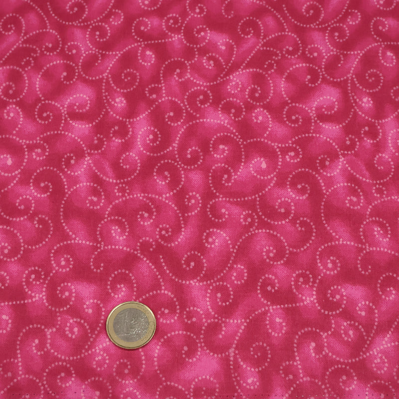Tissu cotonnade faux-uni fuchsia aux arabesques roses, Grande largeur 280cm de large - MADE IN INDIA