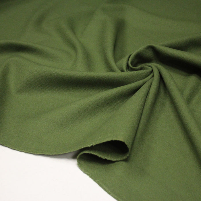 Tissu sergé lainage vert olive uni - Fabrication française - TissusPapi.com
