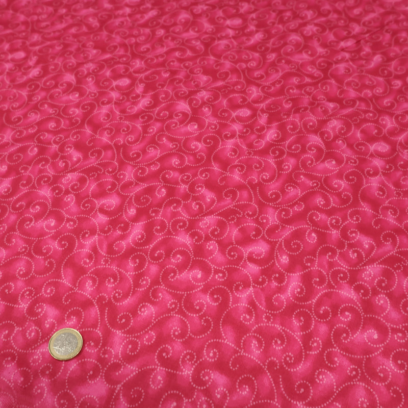 Tissu cotonnade faux-uni fuchsia aux arabesques roses, Grande largeur 280cm de large - MADE IN INDIA
