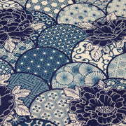 Tissu cotonnade GIMZA aux motifs japonais floraux & géométriques traditionnels, tons bleus - OEKO - TEX - TissusPapi.com