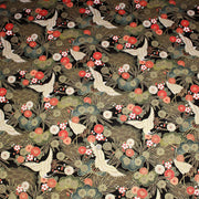 Tissu coton motif japonais TSURU aux grues dorées, chrysanthèmes & Seigaiha, fond noir - COLLECTION JAPON DORÉ - TissusPapi.com