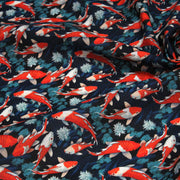 Tissu cotonnade motif japonais KOï aux poissons carpes koï rouges, fleurs et fond bleu - OEKO - TEX - TissusPapi.com