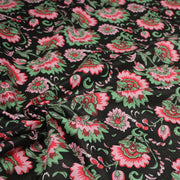 Tissu coton fin imprimé INDIENNES, noir aux fleurs roses rouges et vertes - TissusPapi.com