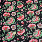 Tissu coton fin imprimé INDIENNES, noir aux fleurs roses rouges et vertes - TissusPapi.com