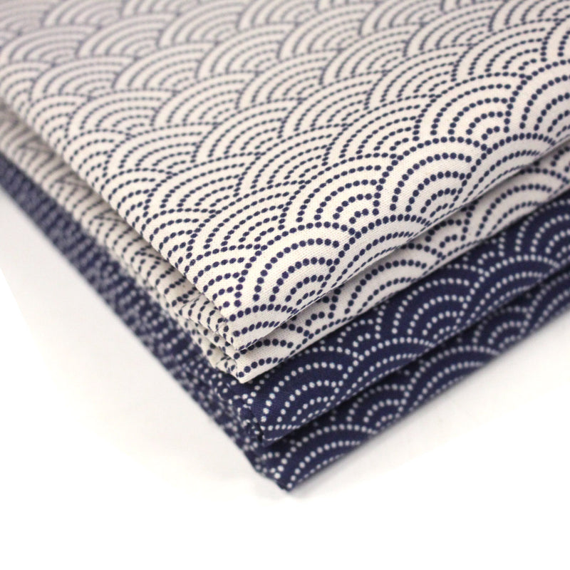 Tissu cotonnade motif japonais SEIGAIHA : écru/bleu et bleu/écru - COLLECTION JAPON INDIGO - TissusPapi.com