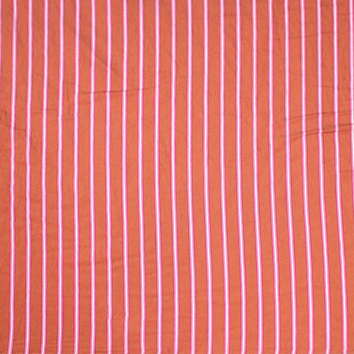Tissu viscose fluide SERENIDADE, tissé corail aux rayures roses et blanches - Fabrication française - TissusPapi.com