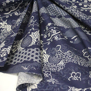 Tissu cotonnade WAGARA aux motifs japonais et tons bleu indigo & écrus - TissusPapi.com