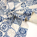 Tissu coton façon lin Carreaux de faïence bleus & blancs Azulejos - TissusPapi.com