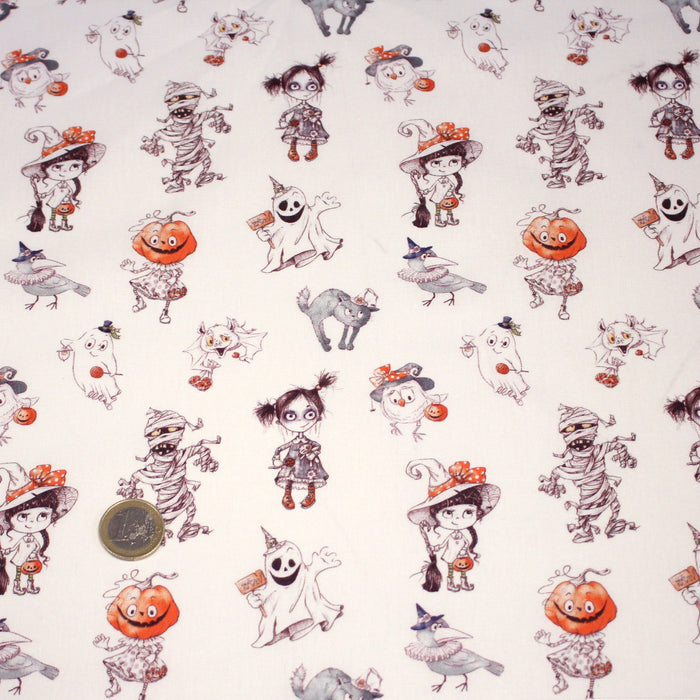 Tissu cotonnade HALLOWEEN, blanc aux personnages qui font peur, de fantomes et de momies